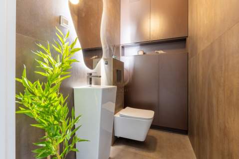 Trzypokojowy apartament z 30 m2 tarasem