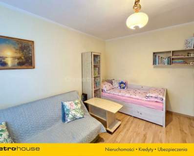Kawalerka 32,8 mkw z balkonem i dużą kuchnią.