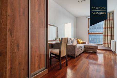 4-pokojowy apartament Sea Towers widok na morze
