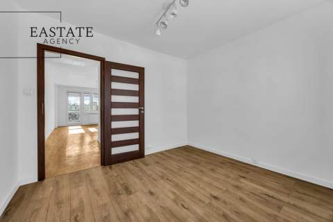 Duży balkon I cicha okolica I słoneczne I dwustronne