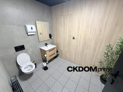 Lokal 164,7 m   Kielce, ul. Głowackiego 1