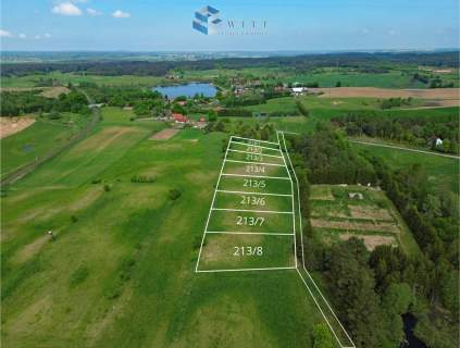Działki na uboczu nieopodal jeziora