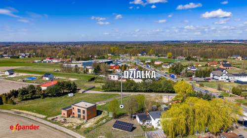 prąd, woda, gaz, kanalizacja/dobry dojazd