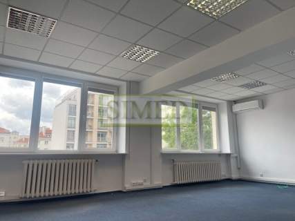 Winda towarowa, rampa, ochrona, dostęp 24h,