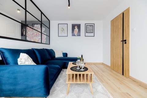 Mieszkanie o pow. 38.20m2, balkon, winda, Os. Dobrzec