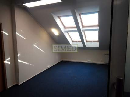 Skosy,widne,recepcja,dostęp24h,parking,winda