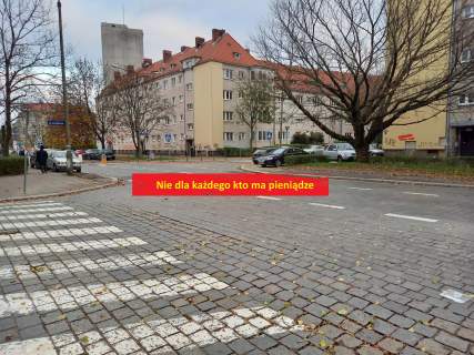 Sprzedam Super lokalizacja super cena Krzyki mieszkanie