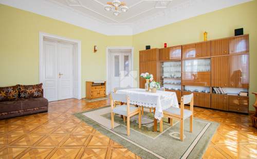 PRESTIŻOWE MIESZKANIE W ZABYTKOWEJ KAMIENICY