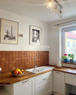 Mieszkanie na wynajem   ul. Długa Muranów 57m2