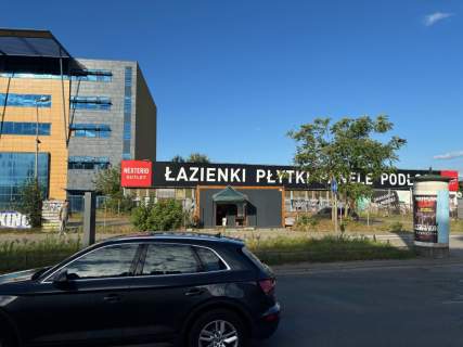 Plac 40 m przy ul. Czerniakowskiej handel usługi