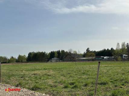 Na sprzedaż działka budowlana 600m2 Stradom