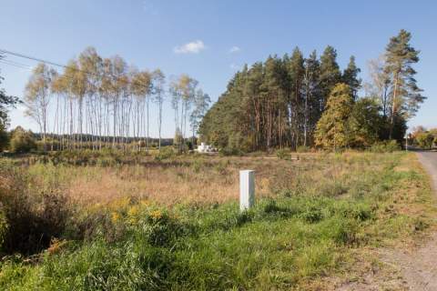 Działka budowlana z własnym stawem Kamińsko 3579m2