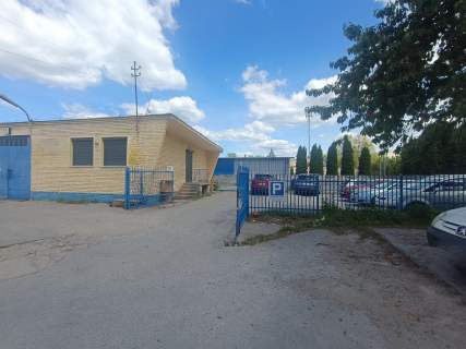 Hala 250 m2 z placem - KSM ul. Sandomierska