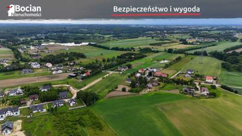 Płaska działka z dobrym dojazdem do Trójmiasta
