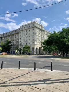 KAMIENICA WINDA METRO RATUSZ-ARSENAŁ MURANÓW