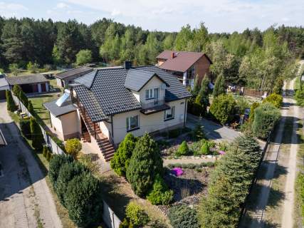 Dom po remoncie 106,5m2 działka 2873m2 choinki