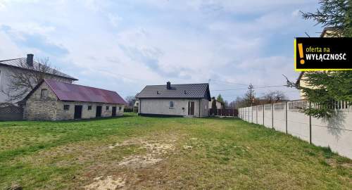 Przytulny dom gotowy do zamieszkania Wiśniowa