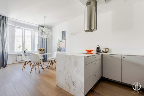 Stylowy apartament przy Placu Trzech Krzyży