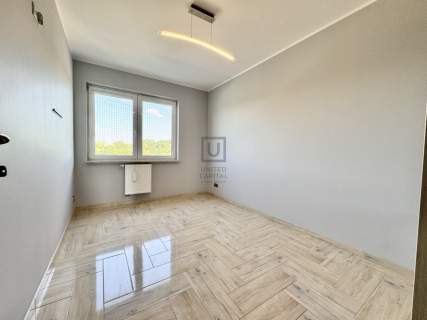 Klimatyzacja Balkon Zielona Okolica Parking