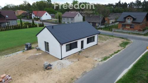 Nowy dom parterowy 82 m2, 4 pokoje w gm. Czastary