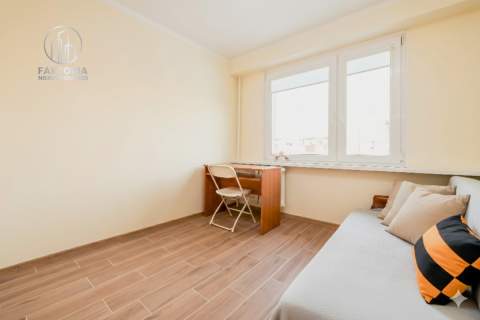 3 pokoje Duża loggia, świetna lokalizacja