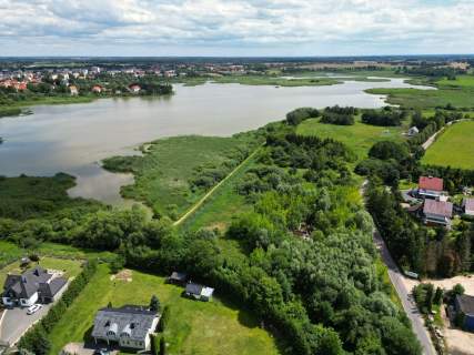 Działki z pierwszą linią brzegową na Mazurach