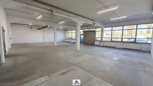 Lokal handlowo-magazynowy 268 m2 brama parking