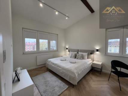 Komfortowy apartament w sercu miasta, w pełni wyposażony