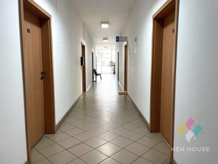 Lokal 32 m2, 1 piętro, 2 pomieszczenia