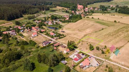 Działka pod siedlisko/małe gospodarstwo   Brąswałd