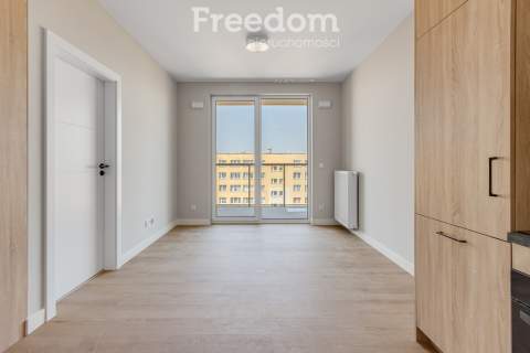 Dwa pokoje 35 m2 Duża loggia Garaż