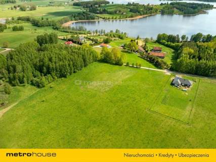 Działka z WZ w pięknej okolicy nad jeziorem