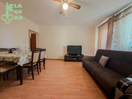 Przestronne mieszkanie na parterze z balkonem