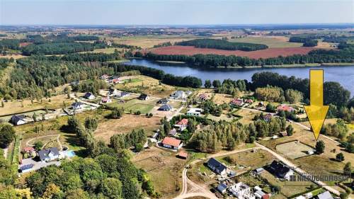 Atrakcyjna działka budowlana nad jeziorem Radacz