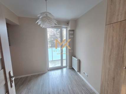 4 pokojowy apartament -Ul. Dmowskiego/Amsterdm