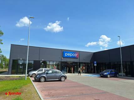 Komercyjny obiekt handlowy - park handlowy