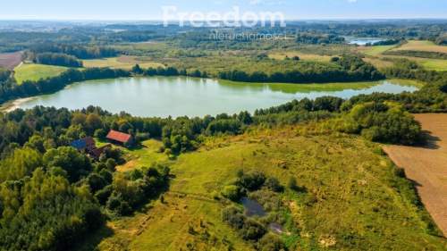 Urokliwa działka nad Jeziorem w Mokinach