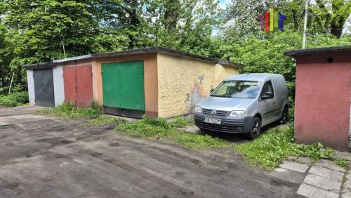 Działka pod garaż z projektem budowlanym
