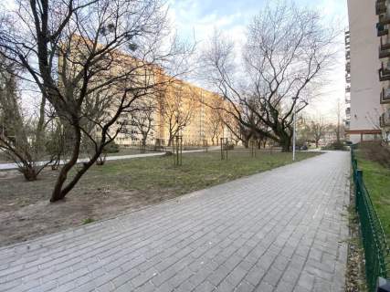  Cisza i Zielen Do remontu Broniewskiego 97 