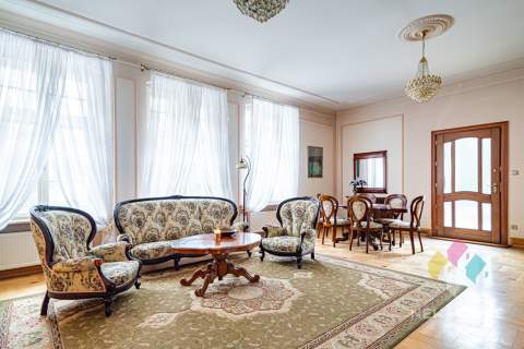 Dworek po renowacji, stadnina koni, super miejsce