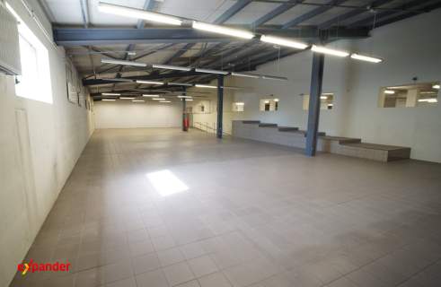 Lokal handlowo - usługowy z magazynem, Okulickiego, parter, 1360m2