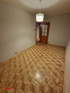 3-pokojowe mieszkanie w wieżowcu z balkonem