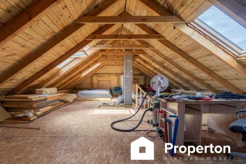 Siedlisko w remoncie 8192 m2 ziemi Jasiorówka