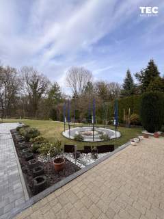 Dom 220 m Garaż 2-stan. Działka 18 ar l