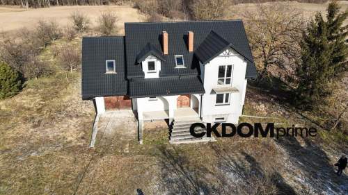 Bugaj   dom 170 m , działka 7600 m , stan dewel.