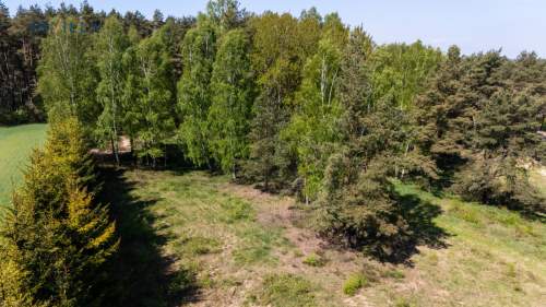 Działka budowlana w otoczeniu natury