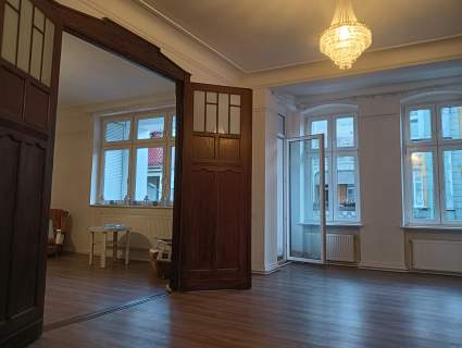 Mieszkanie107m2, Centrum, 4 pokoje, 2 balkony piwnica 20m2