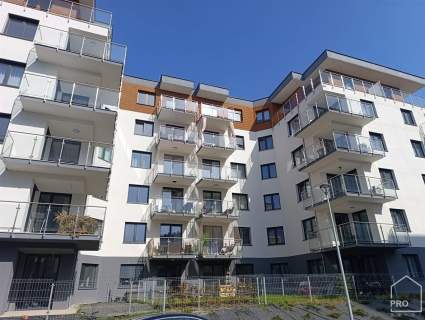 Apartament z tarasem i garderobą