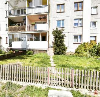 4 pokoje z ogródkiem 74,9 m Parter
