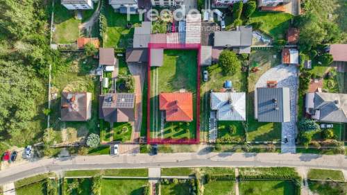 Piętrowy dom w cichej okolicy Siewierza